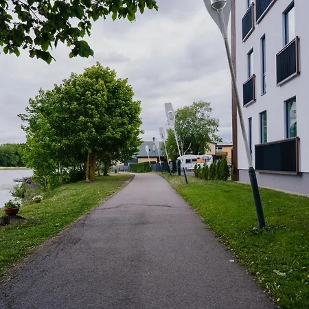 Vesiroosi - 3 * Parnu